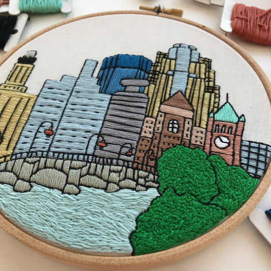 Minneapolis, MN, Cityscape - Hand Embroidery Pattern (PDF) faimyxstitch.com