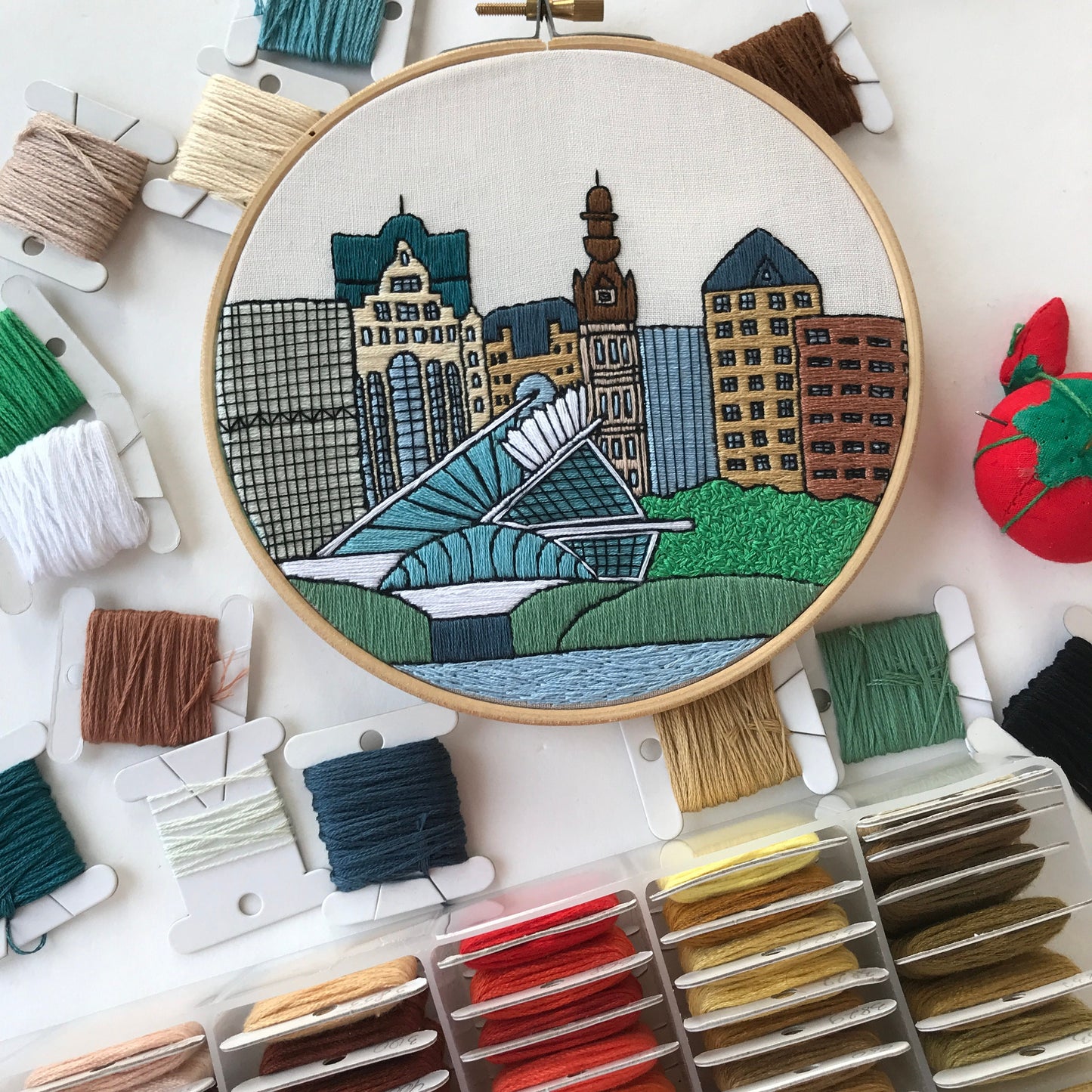 Milwaukee, WI, Cityscape - Hand Embroidery Pattern (PDF)