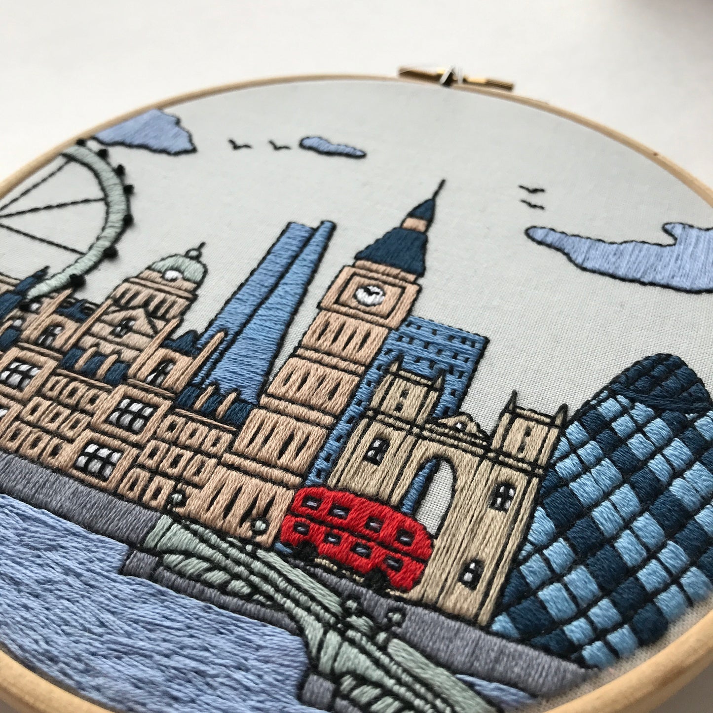 London, Vereinigtes Königreich, Stadtbild – Handstickmuster (PDF)