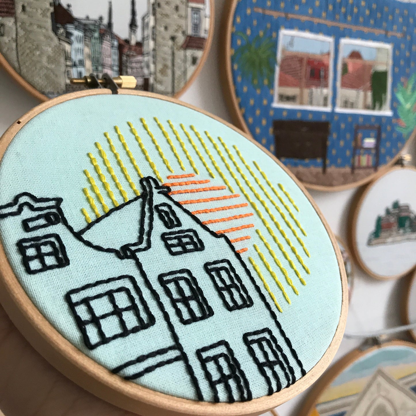 Houses and Sun, Architecture - Hand Embroidery Pattern (PDF)