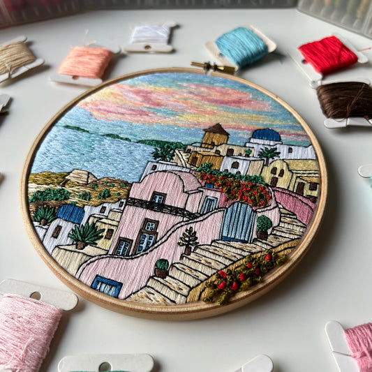 Santorini, Griechenland, Architektur – Handstickmuster (PDF)