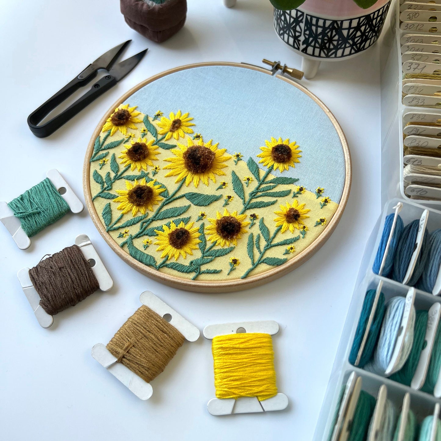 Sunflower Field - Hand Embroidery Pattern (PDF)
