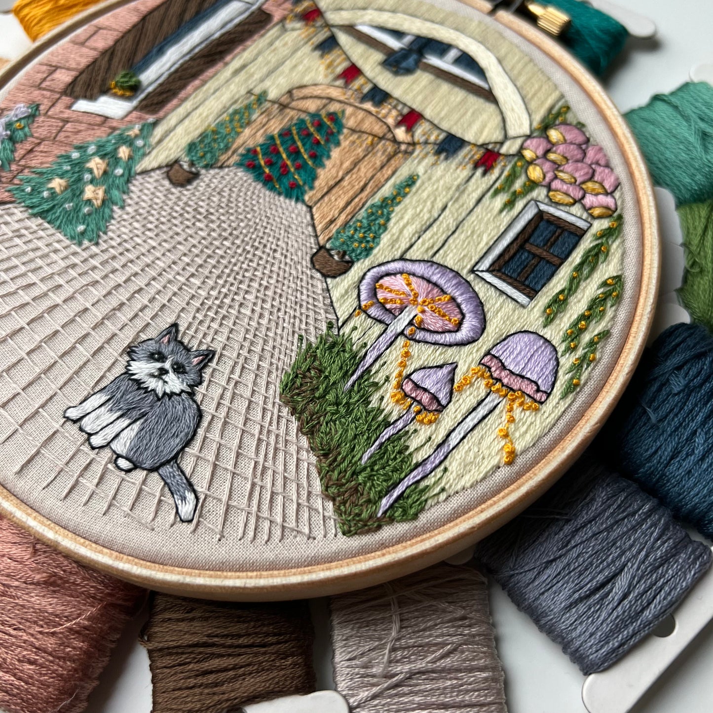 Festive Street and a Cat - Hand Embroidery Pattern (PDF)